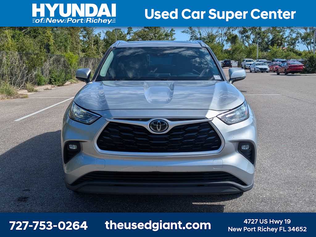 Thumbnail: 2020 Toyota Highlander - 8