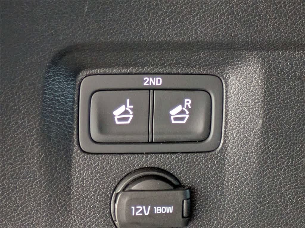 Thumbnail: 2021 Kia Telluride - 14