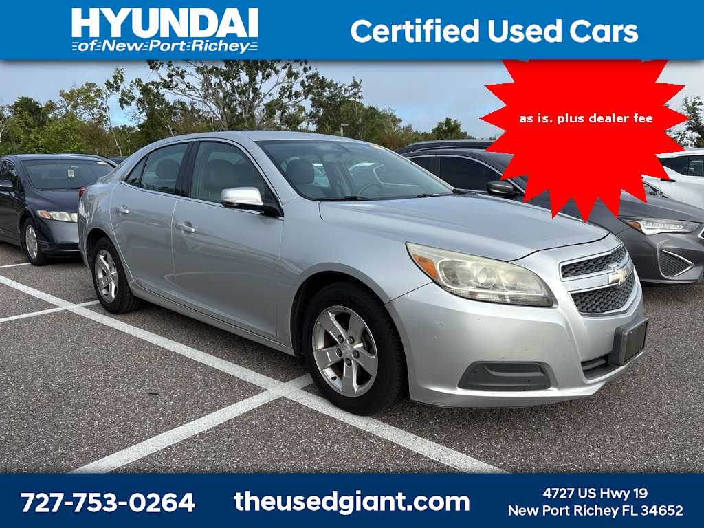 Thumbnail: 2013 Chevrolet Malibu - 4