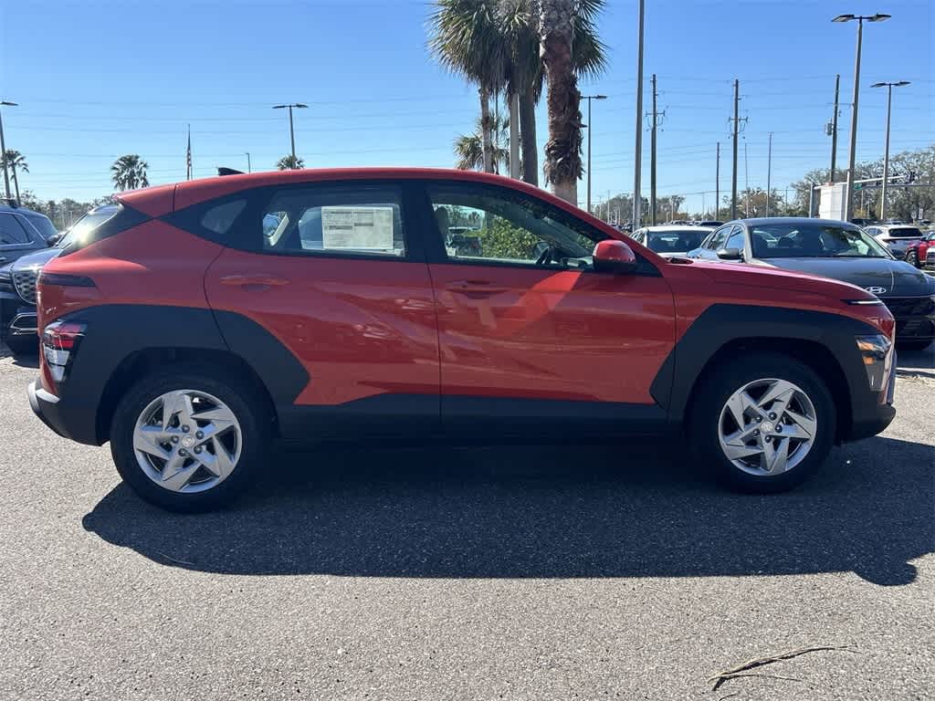 2025 Hyundai Kona SE 6