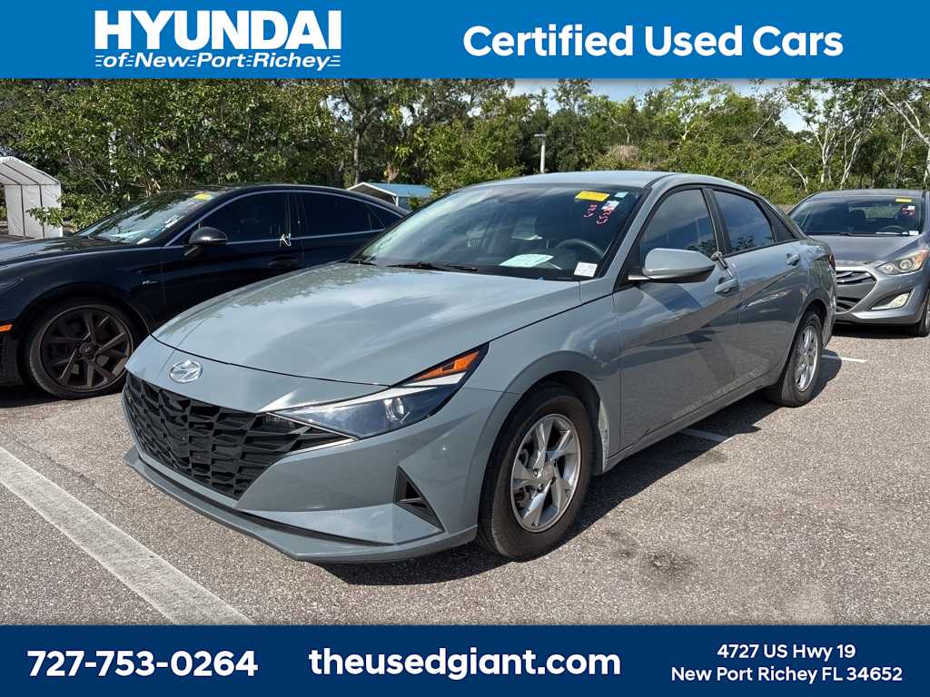 Thumbnail: 2022 Hyundai Elantra - 1
