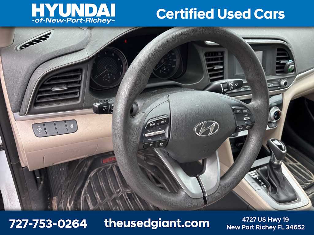 Thumbnail: 2019 Hyundai Elantra - 3