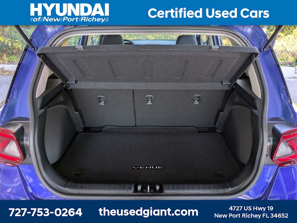 Thumbnail: 2024 Hyundai Venue - 12