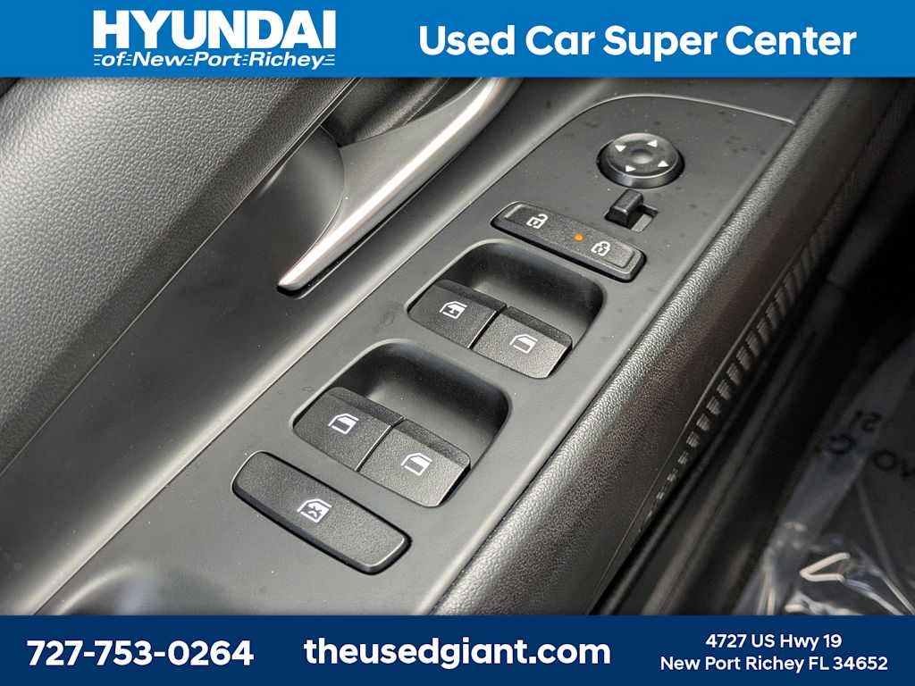 Thumbnail: 2023 Hyundai Elantra - 22
