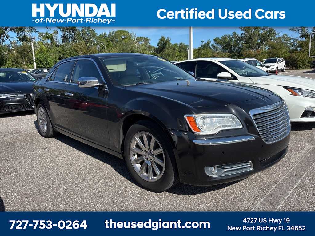 Thumbnail: 2011 Chrysler 300 - 4