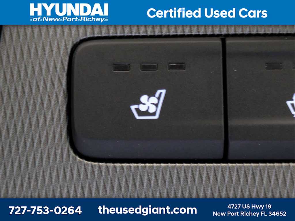 Thumbnail: 2022 Hyundai Palisade - 36