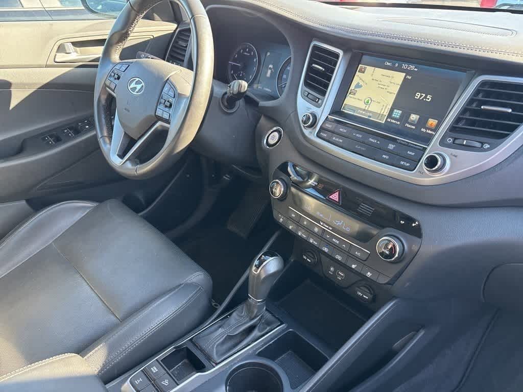 Thumbnail: 2016 Hyundai Tucson - 7