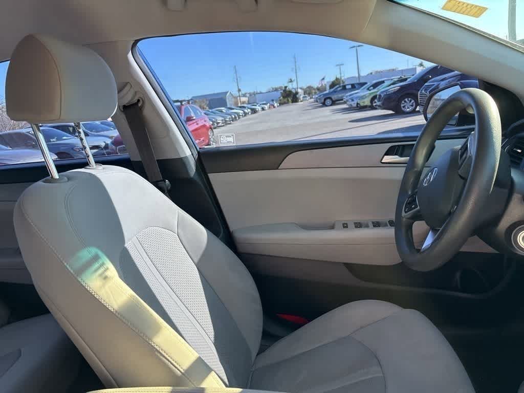 Thumbnail: 2018 Hyundai Sonata - 8