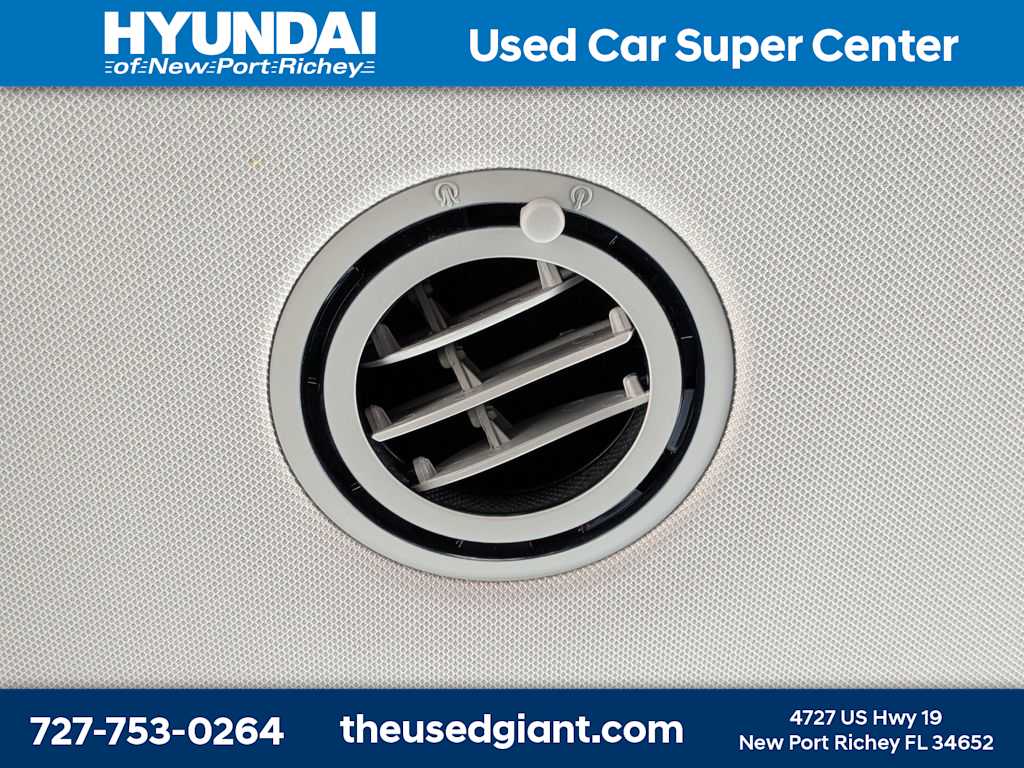 Thumbnail: 2021 Hyundai Palisade - 16