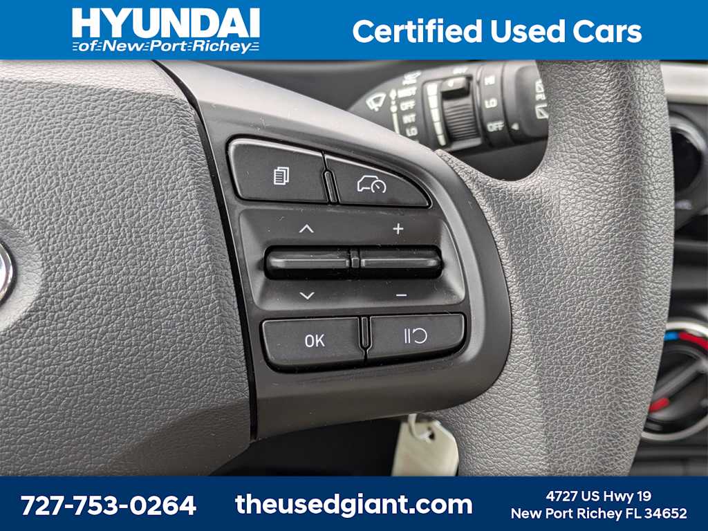 Thumbnail: 2023 Hyundai Venue - 23