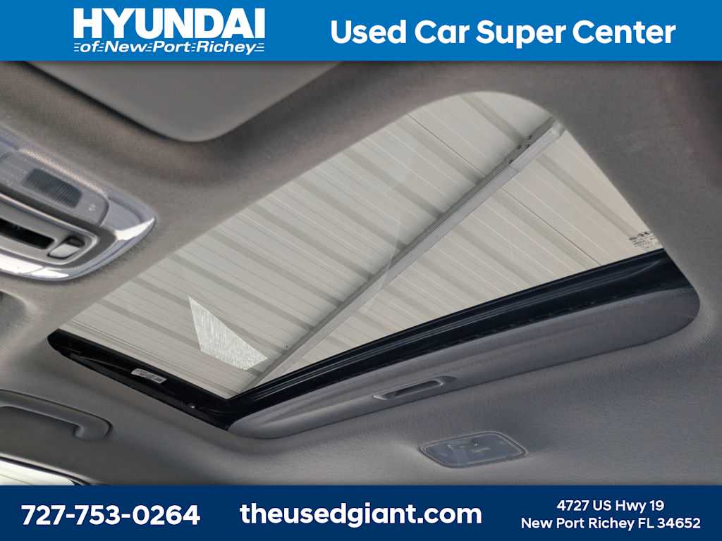 Thumbnail: 2025 Hyundai Elantra - 20