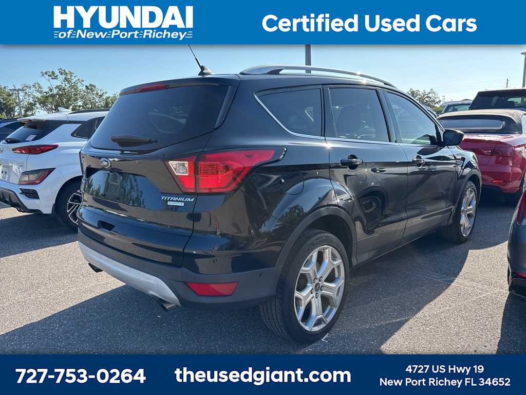 Thumbnail: 2019 Ford Escape - 3