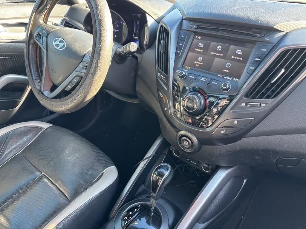 Thumbnail: 2013 Hyundai Veloster - 7