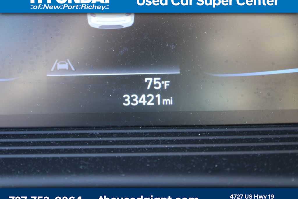 Thumbnail: 2023 Hyundai Venue - 11