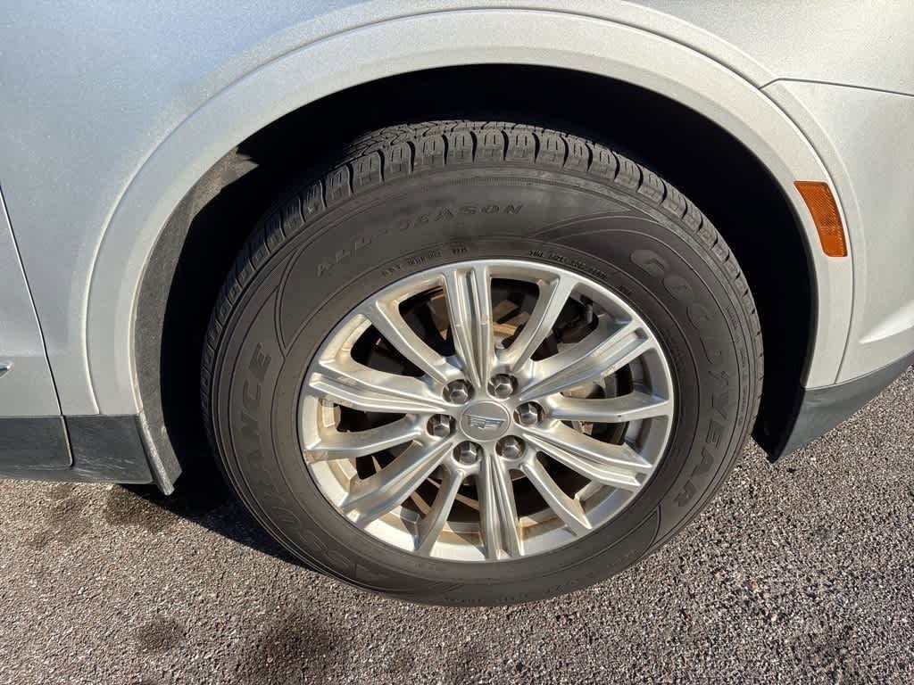 Thumbnail: 2017 Cadillac XT5 - 6