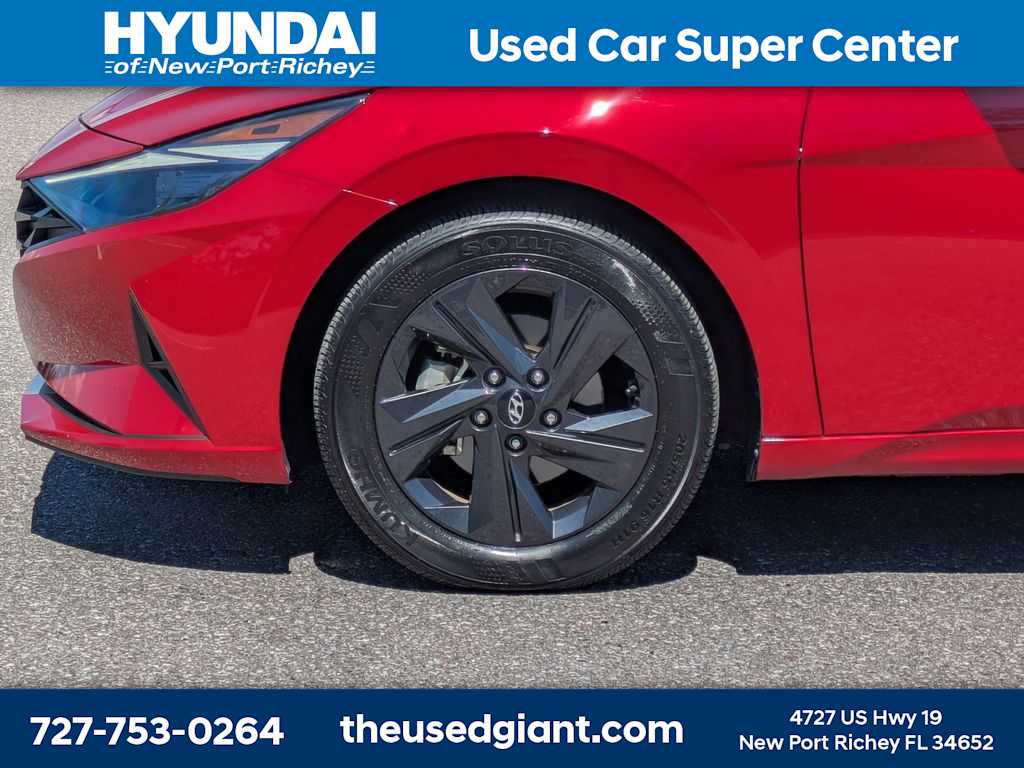 Thumbnail: 2023 Hyundai Elantra - 10