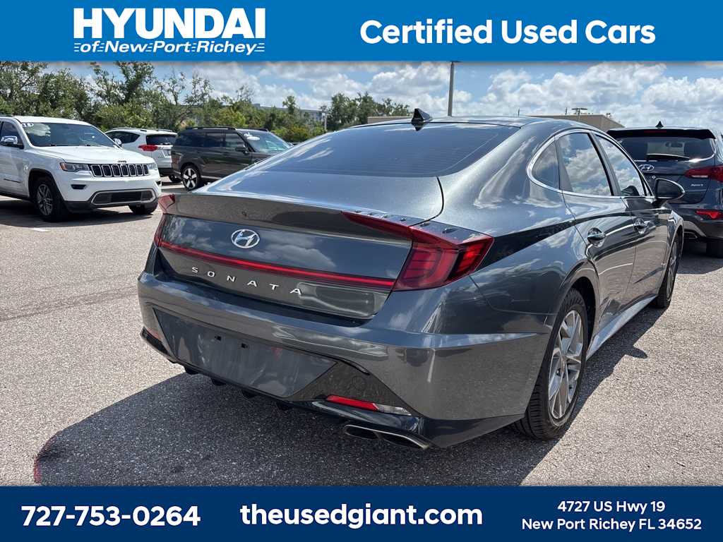 Thumbnail: 2022 Hyundai Sonata - 3