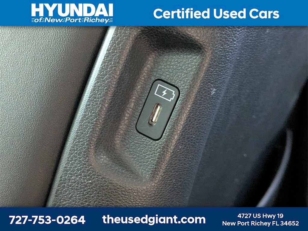 Thumbnail: 2025 Hyundai Santa Fe - 21