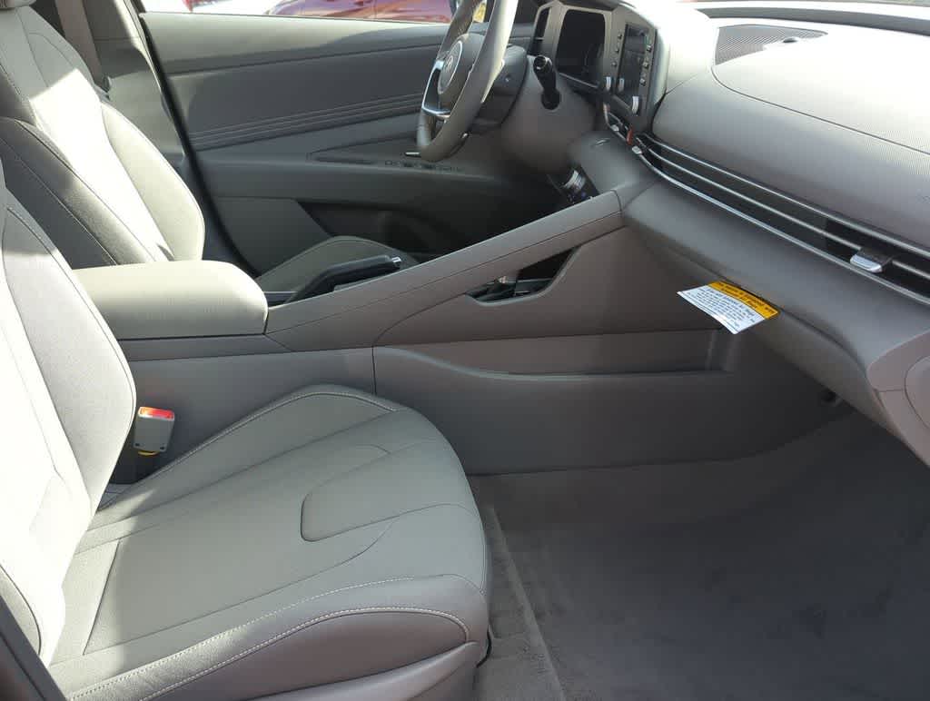 Thumbnail: 2026 Hyundai Elantra - 22