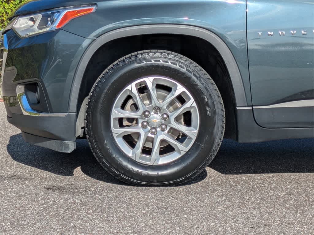 Thumbnail: 2020 Chevrolet Traverse - 10