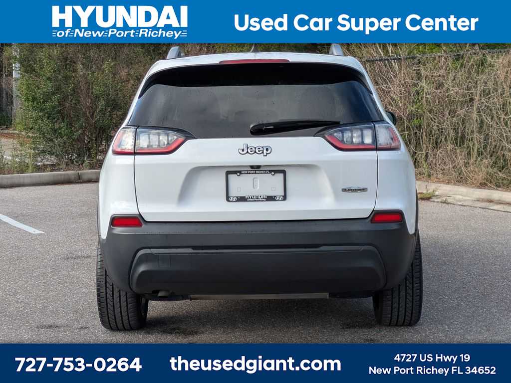 Thumbnail: 2021 Jeep Cherokee - 4