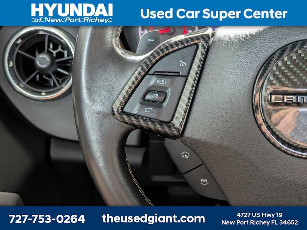 Thumbnail: 2019 Chevrolet Camaro - 29