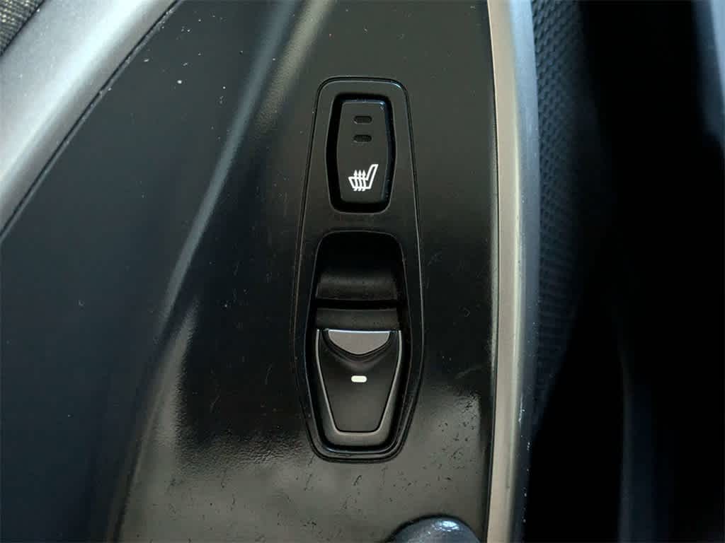 Thumbnail: 2015 Hyundai Santa Fe - 17