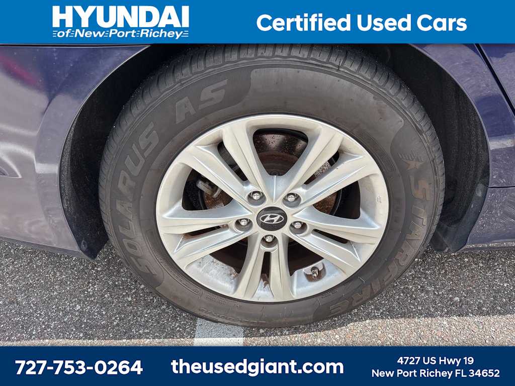 Thumbnail: 2012 Hyundai Sonata - 5