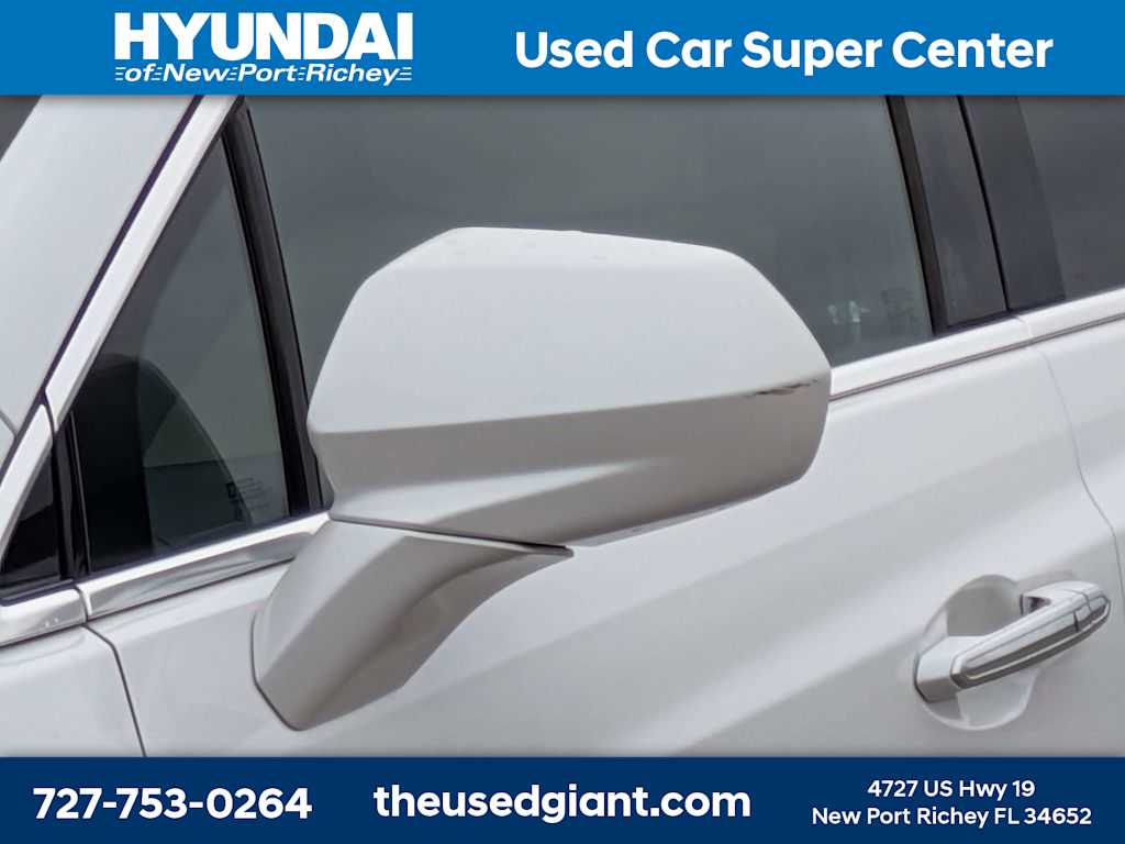 Thumbnail: 2018 Cadillac XT5 - 11