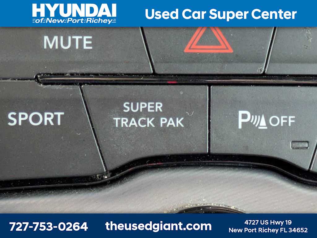 Thumbnail: 2022 Dodge Challenger - 28