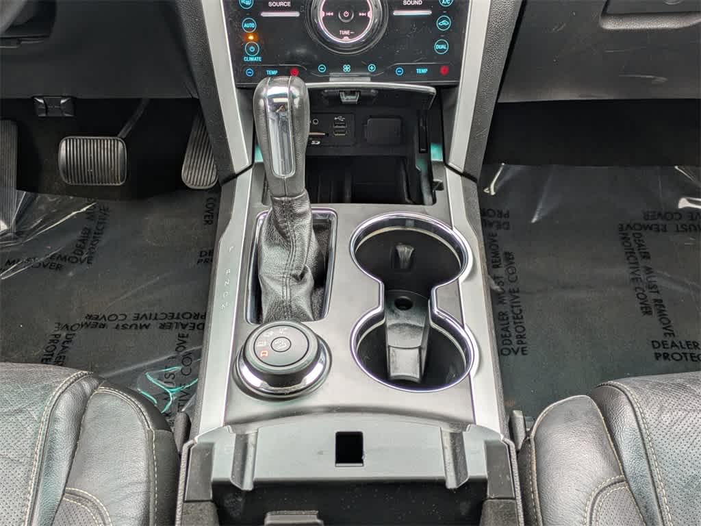 Thumbnail: 2015 Ford Explorer - 25