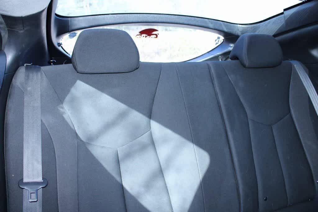 Thumbnail: 2016 Hyundai Veloster - 8