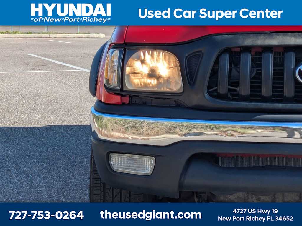 Thumbnail: 2002 Toyota Tacoma - 9