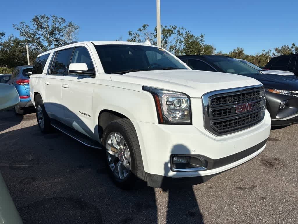 Thumbnail: 2018 GMC Yukon XL - 4