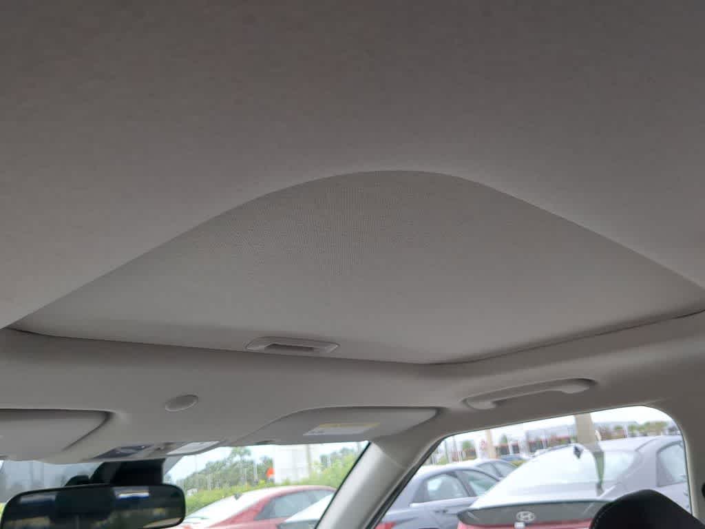 Thumbnail: 2026 Hyundai Venue - 20