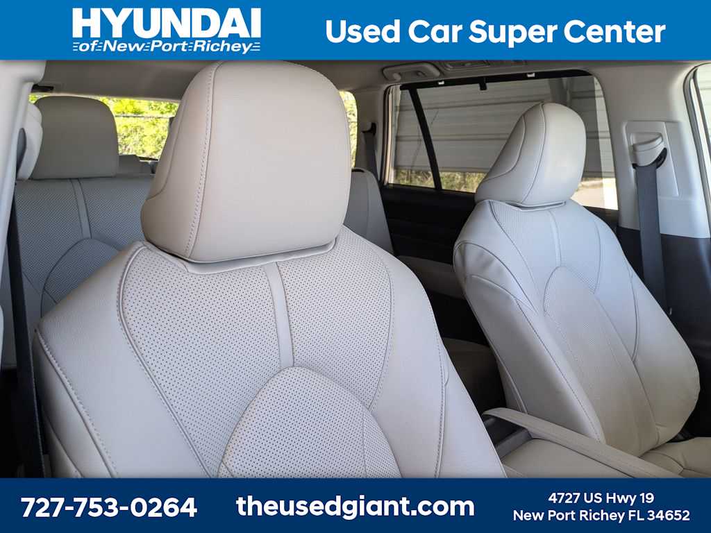 Thumbnail: 2024 Toyota Grand Highlander - 6