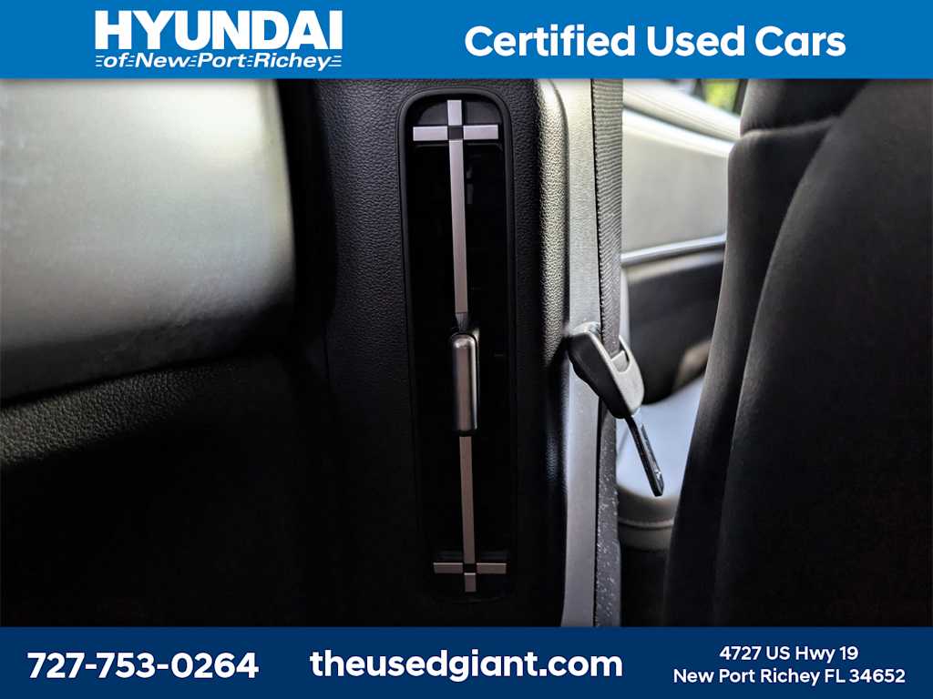 Thumbnail: 2025 Hyundai Santa Fe - 20