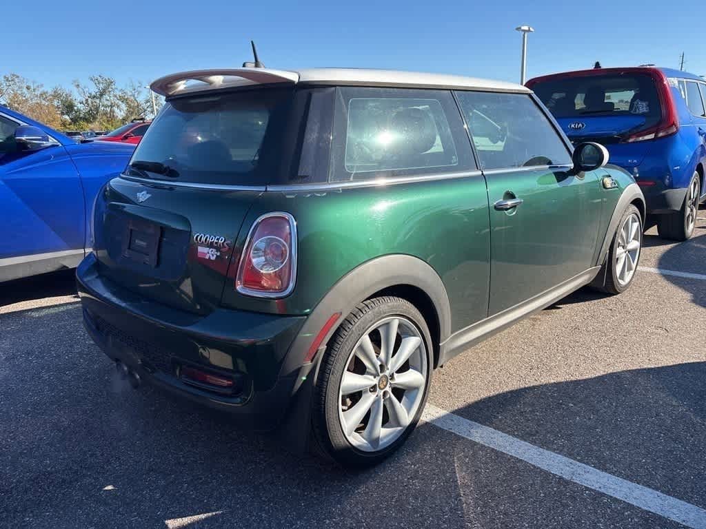 Thumbnail: 2013 MINI Cooper Hardtop - 3