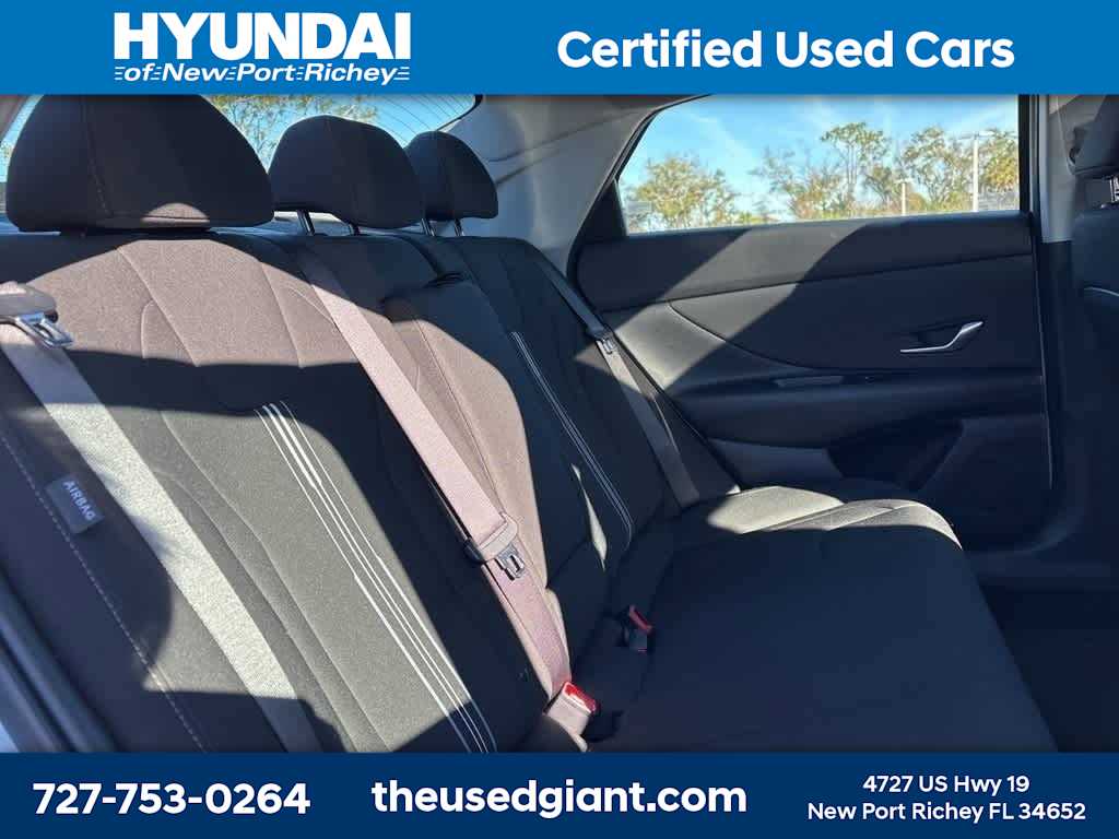 Thumbnail: 2025 Hyundai Elantra - 9