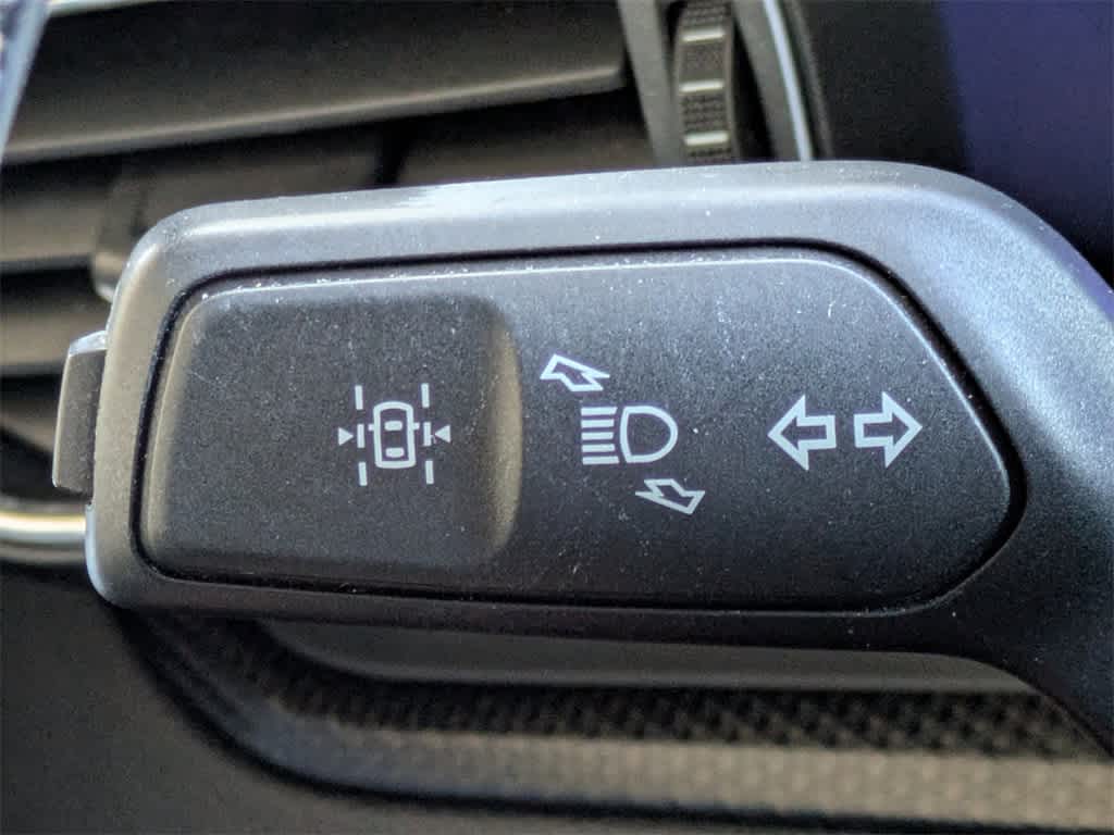 Thumbnail: 2020 Ford Explorer - 39