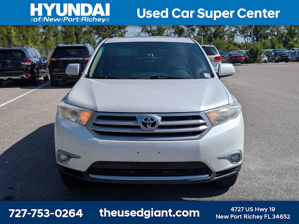 Thumbnail: 2011 Toyota Highlander - 8