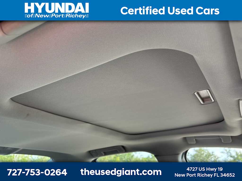 Thumbnail: 2009 Cadillac STS - 10