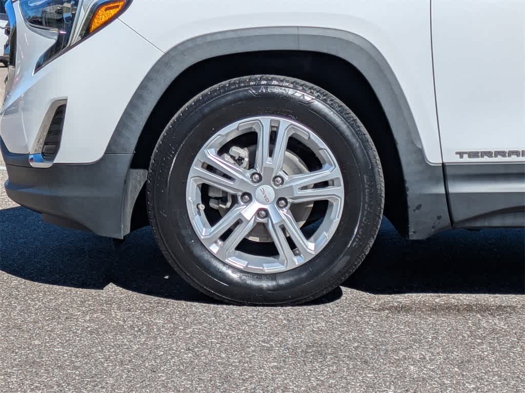 Thumbnail: 2018 GMC Terrain - 10