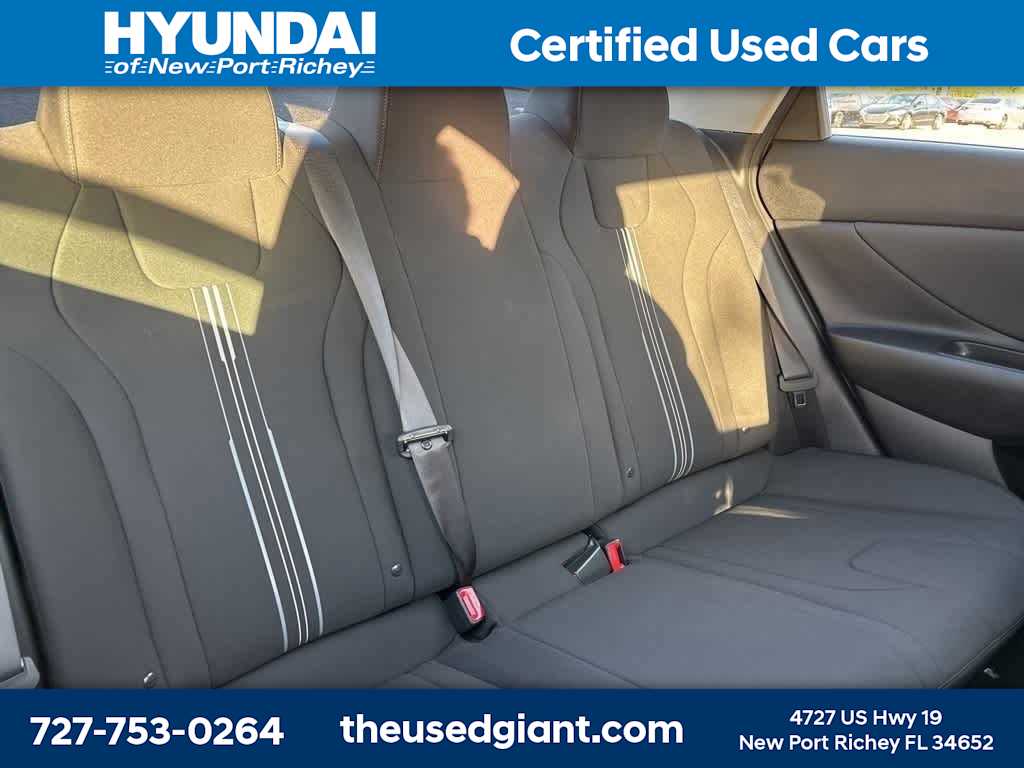 Thumbnail: 2023 Hyundai Elantra - 8