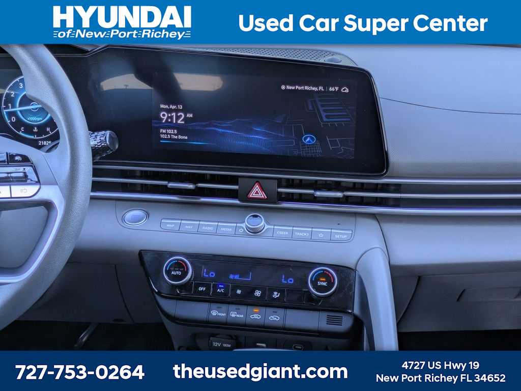 Thumbnail: 2024 Hyundai Elantra - 17