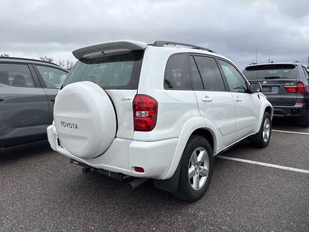 Thumbnail: 2004 Toyota RAV4 - 3