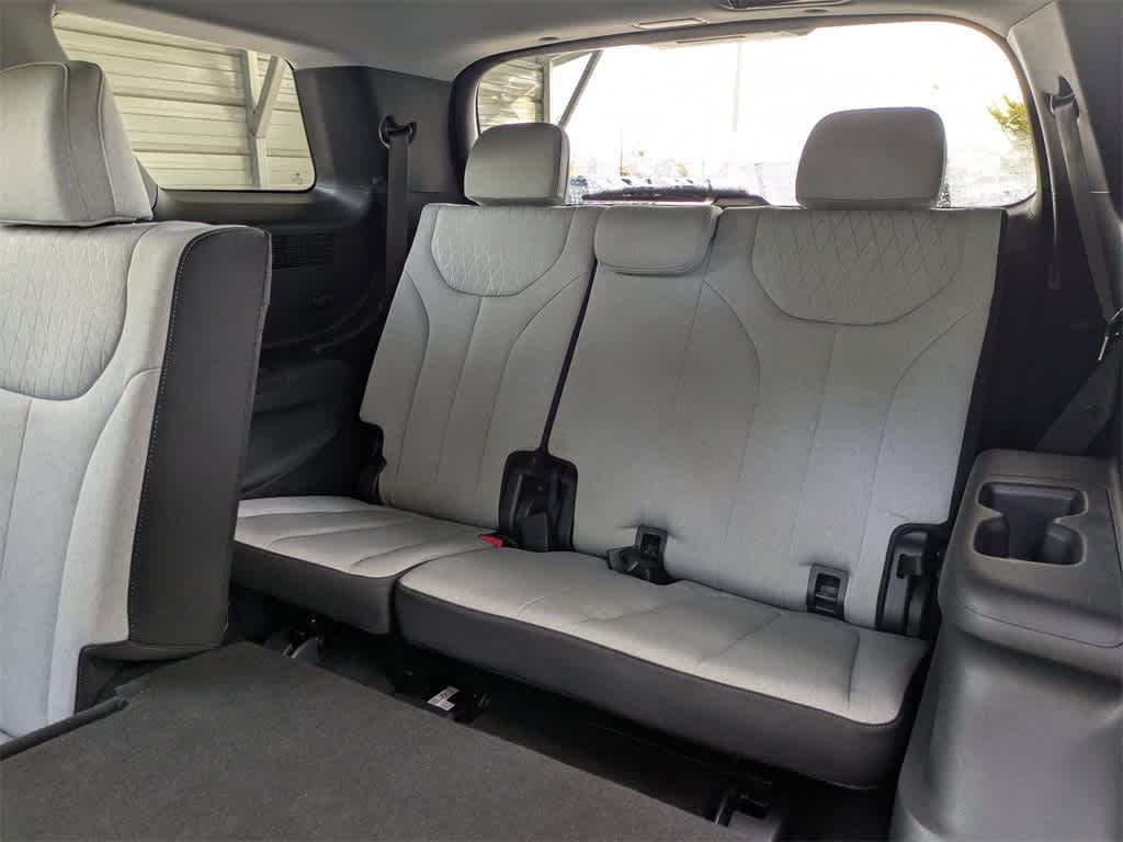 Thumbnail: 2022 Hyundai Palisade - 16