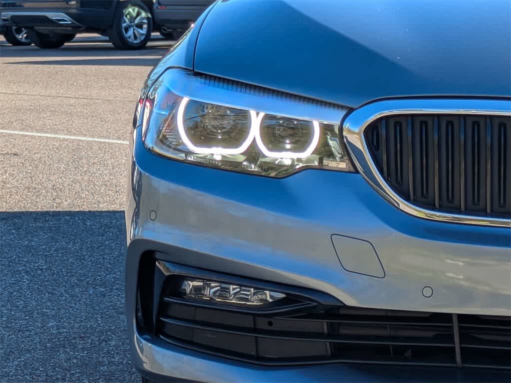 Thumbnail: 2018 BMW 5 Series - 9