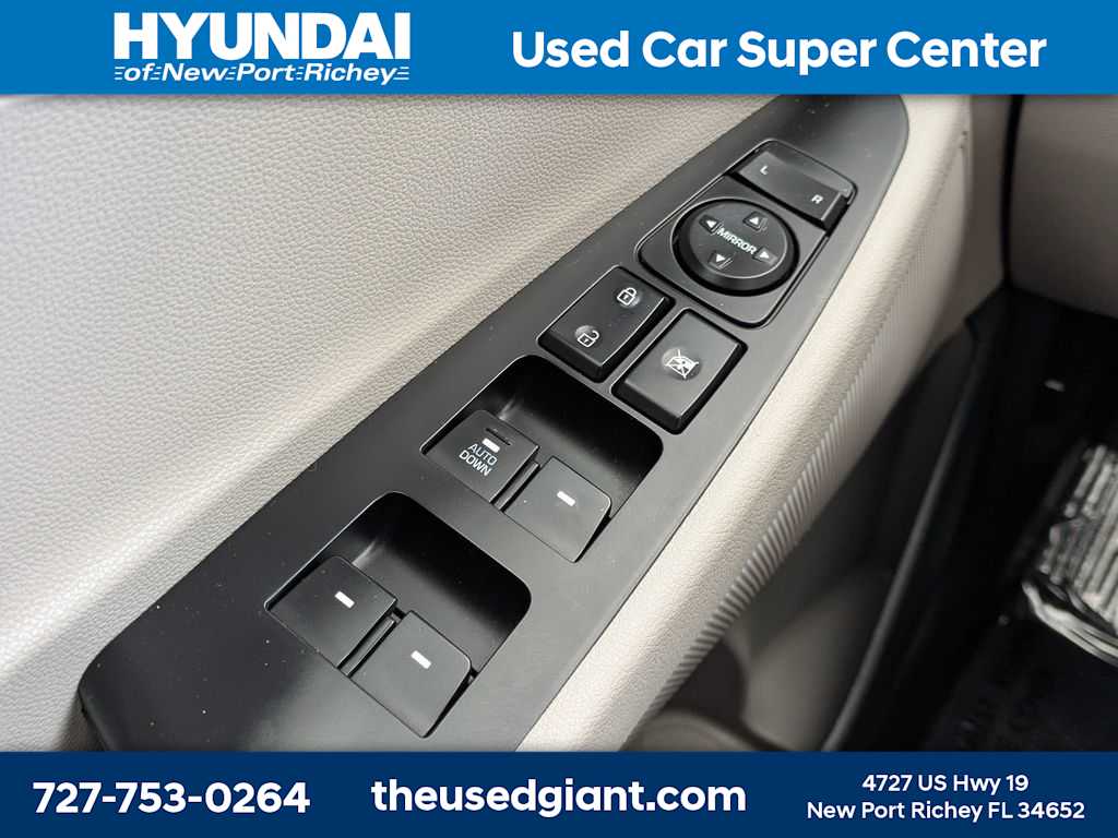 Thumbnail: 2018 Hyundai Tucson - 24