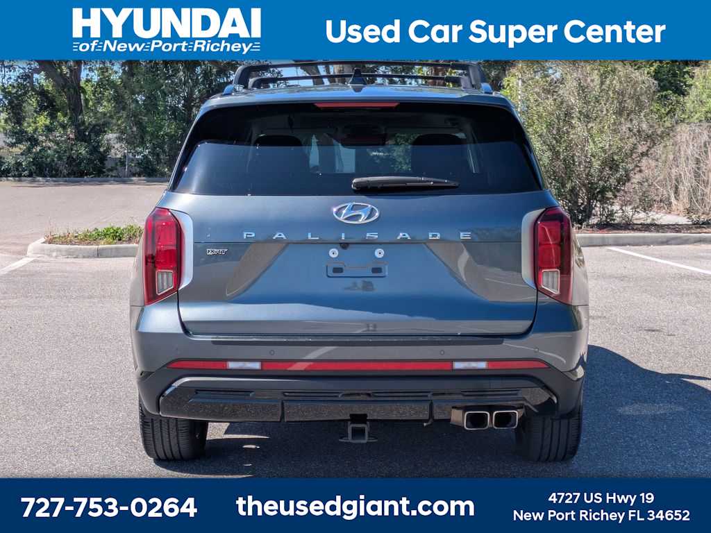Thumbnail: 2023 Hyundai Palisade - 4